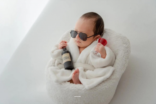 阿拉尔孕妇肚脐眼突出来